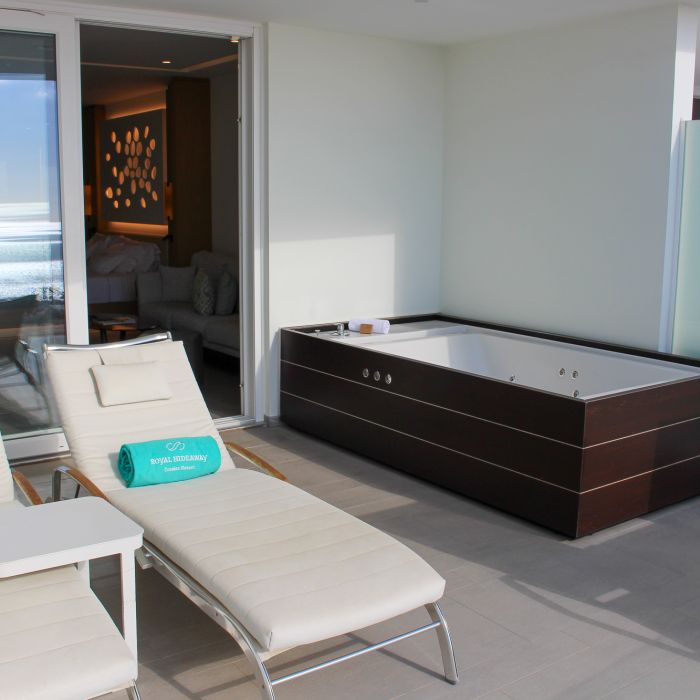 Junior Suite 2513 – Corales Beach